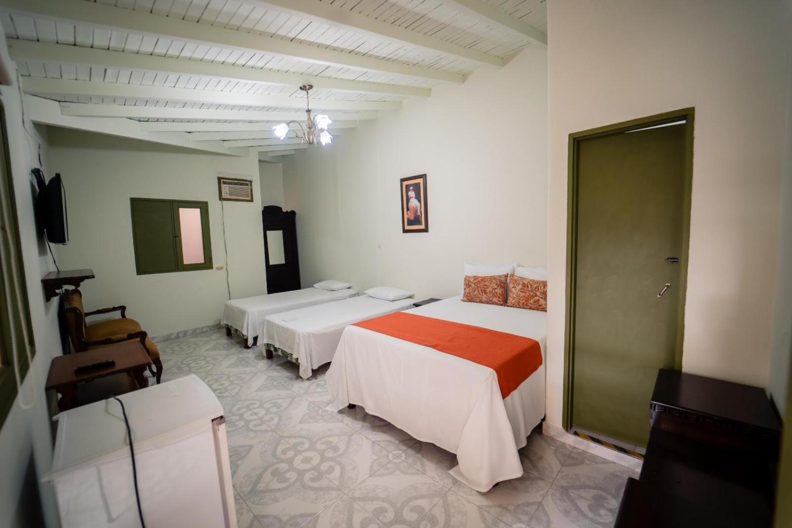 Hosteria De La Plaza Menor Santa Fe de Antioquia Eksteriør bilde