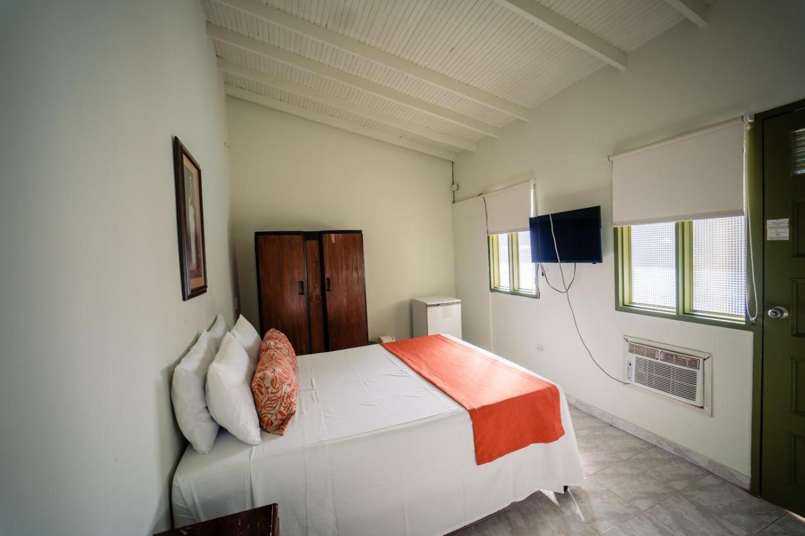 Hosteria De La Plaza Menor Santa Fe de Antioquia Eksteriør bilde
